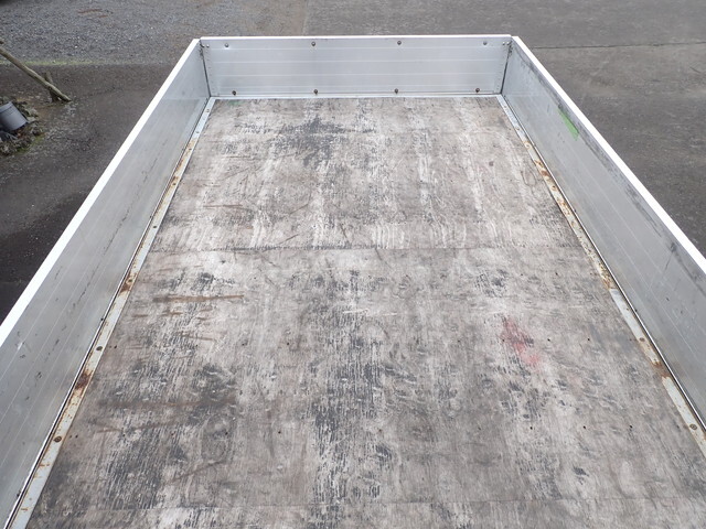 いすゞエルフアルミブロック小型（2t・3t）[写真16]