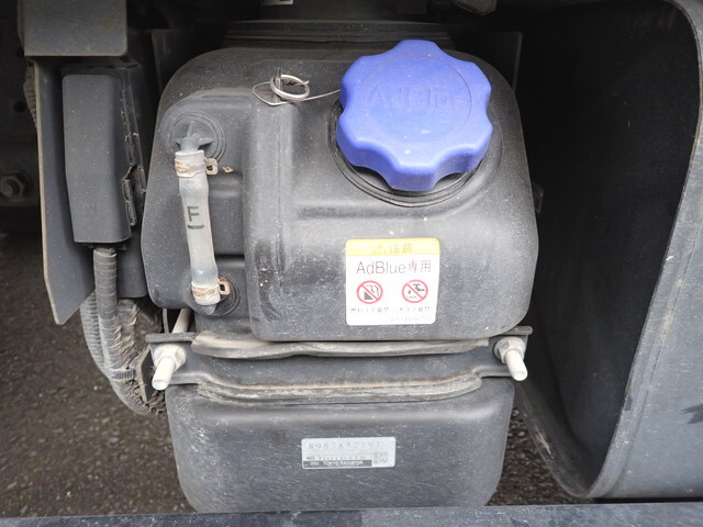 いすゞエルフアルミブロック小型（2t・3t）[写真23]