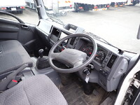 いすゞエルフアルミブロック小型（2t・3t）[写真25]