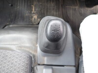 いすゞエルフアルミブロック小型（2t・3t）[写真34]