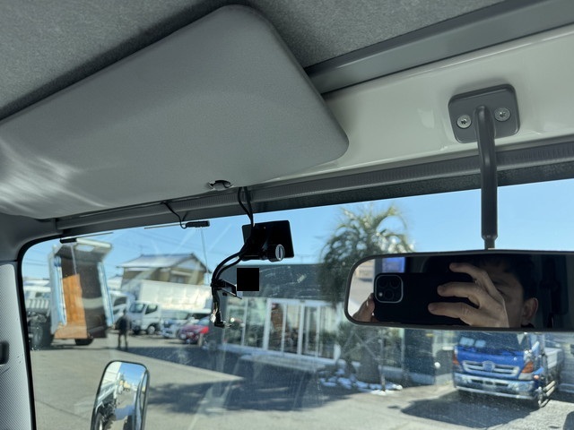 いすゞエルフアルミブロック小型（2t・3t）[写真36]