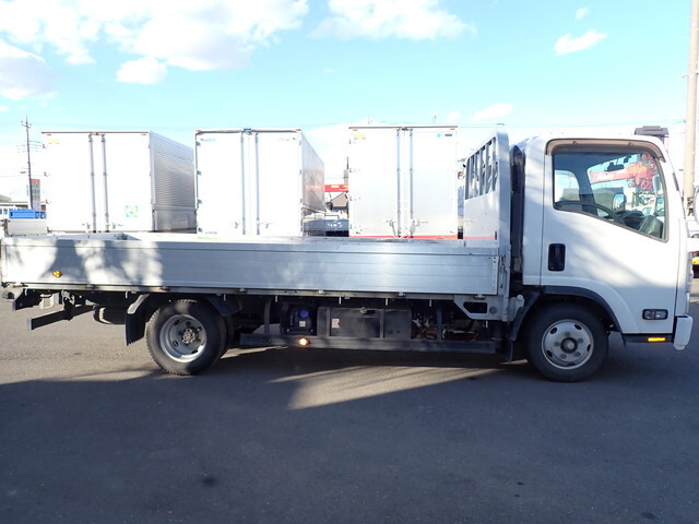 いすゞエルフアルミブロック小型（2t・3t）[写真04]