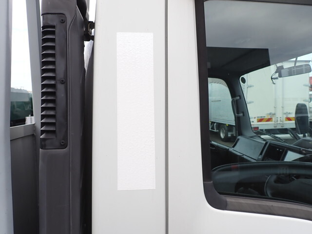 いすゞエルフアルミブロック小型（2t・3t）[写真05]