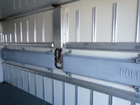 いすゞエルフ冷凍車（冷蔵車）小型（2t・3t）[写真20]