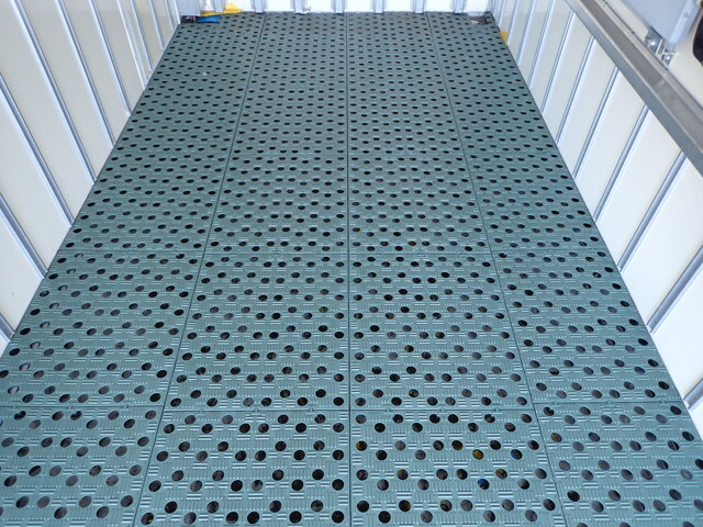 いすゞエルフ冷凍車（冷蔵車）小型（2t・3t）[写真20]