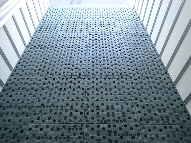 いすゞエルフ冷凍車（冷蔵車）小型（2t・3t）[写真21]