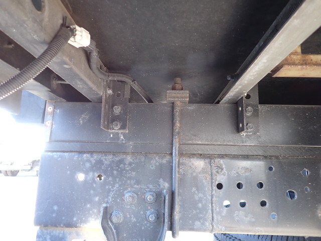 いすゞエルフ冷凍車（冷蔵車）小型（2t・3t）[写真25]