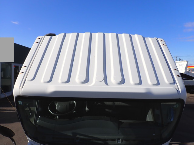 いすゞエルフ冷凍車（冷蔵車）小型（2t・3t）[写真37]