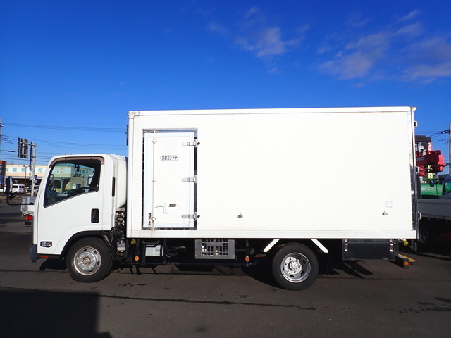 いすゞエルフ冷凍車（冷蔵車）小型（2t・3t）[写真06]