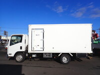 いすゞエルフ冷凍車（冷蔵車）小型（2t・3t）[写真07]