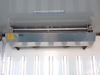 いすゞエルフ冷凍車（冷蔵車）小型（2t・3t）[写真09]