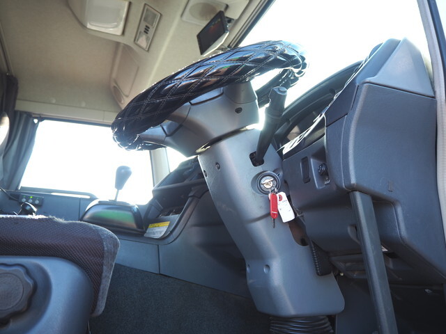 三菱ふそうスーパーグレートアルミブロック大型（10t）[写真31]