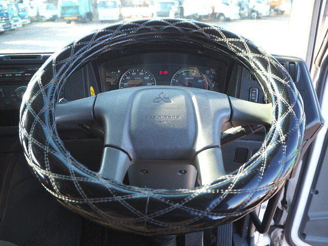 三菱ふそうスーパーグレートアルミブロック大型（10t）[写真40]