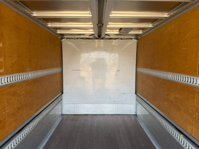 いすゞエルフアルミウイング小型（2t・3t）[写真10]