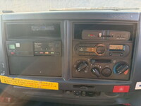 いすゞエルフアルミウイング小型（2t・3t）[写真16]