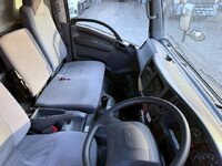 いすゞエルフアルミウイング小型（2t・3t）[写真18]