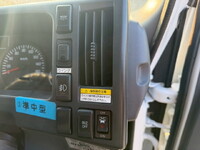 いすゞエルフアルミウイング小型（2t・3t）[写真19]