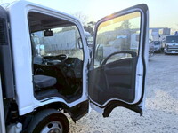 いすゞエルフアルミウイング小型（2t・3t）[写真20]