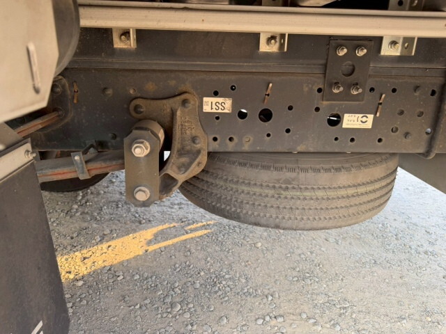 いすゞエルフアルミウイング小型（2t・3t）[写真27]