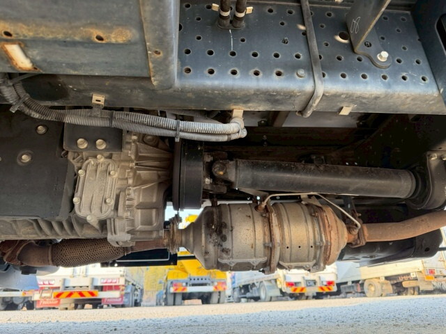 いすゞエルフアルミウイング小型（2t・3t）[写真35]