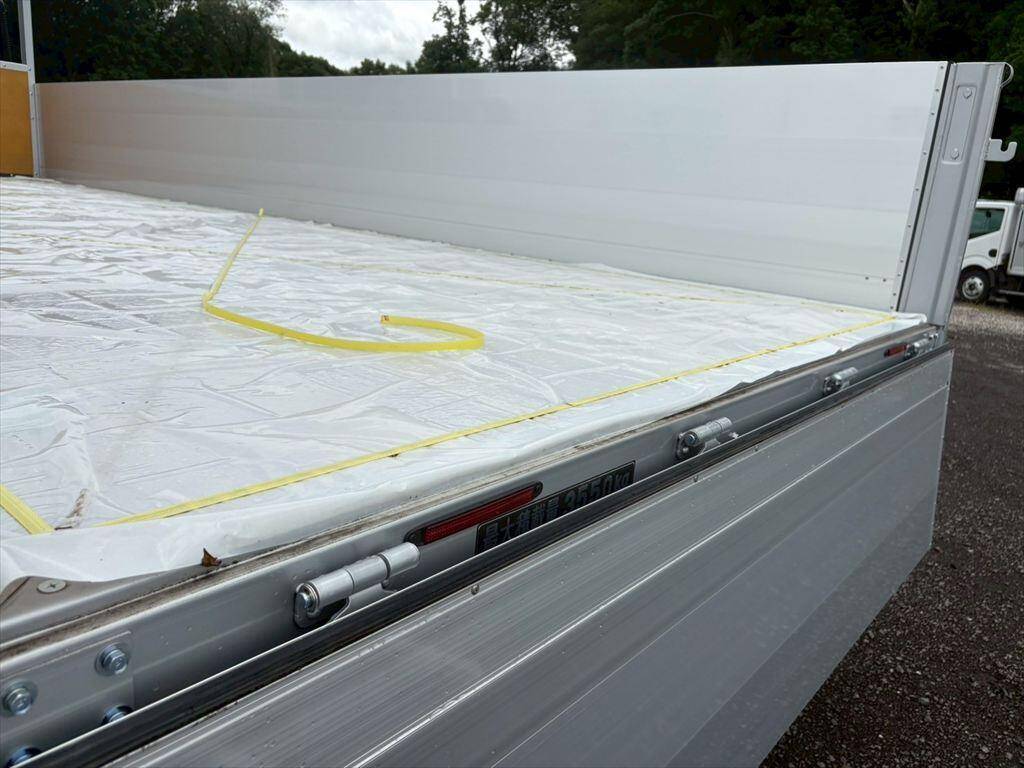 日野レンジャーアルミブロック中型（4t）[写真10]