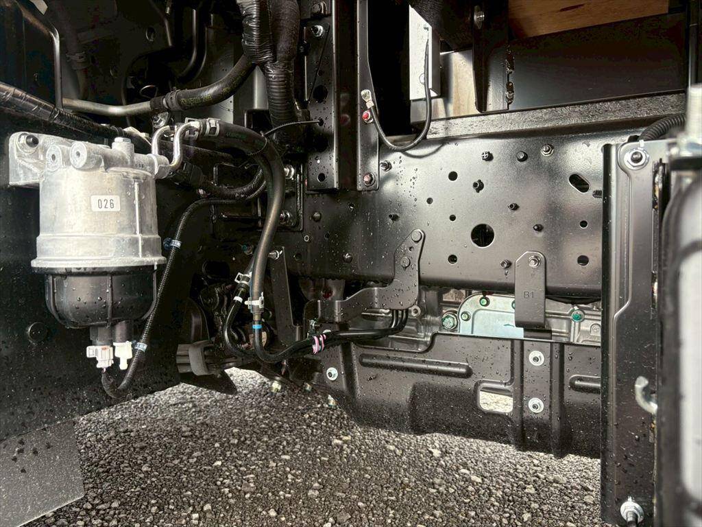 日野レンジャーアルミブロック中型（4t）[写真12]