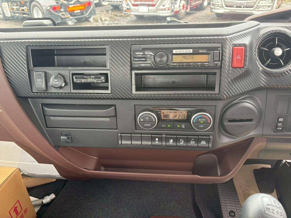 日野レンジャーアルミブロック中型（4t）[写真20]