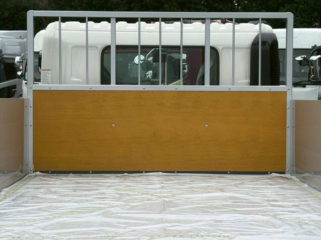 日野レンジャーアルミブロック中型（4t）[写真07]