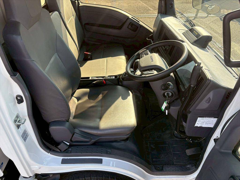 いすゞエルフダンプ小型（2t・3t）[写真21]