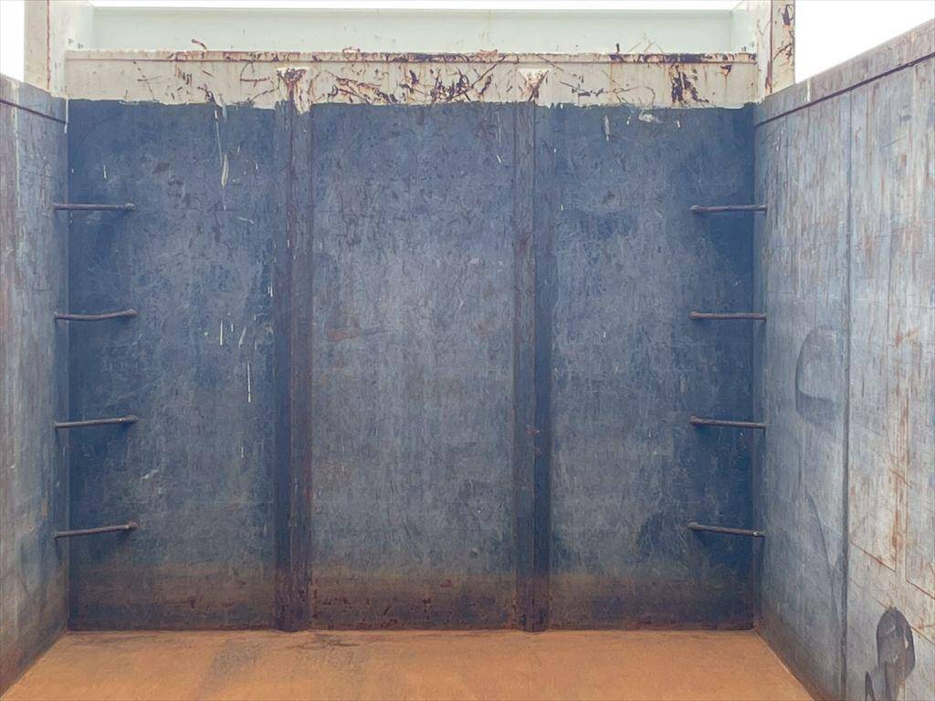 三菱ふそうスーパーグレート深ダンプ（土砂禁ダンプ）大型（10t）[写真07]