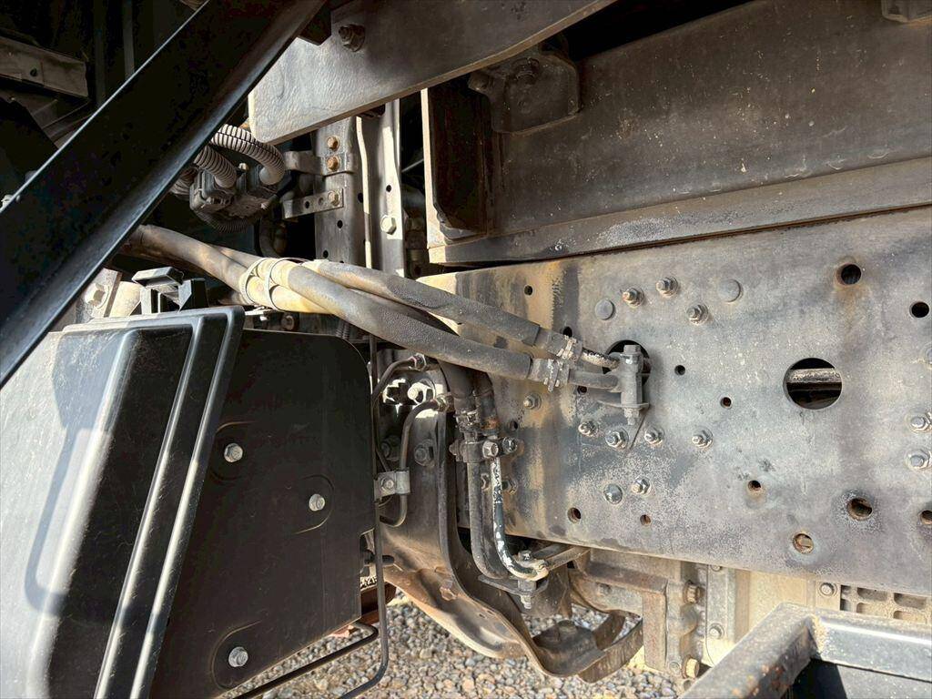 三菱ふそうファイター平ボディ増トン（6t・8t）[写真12]