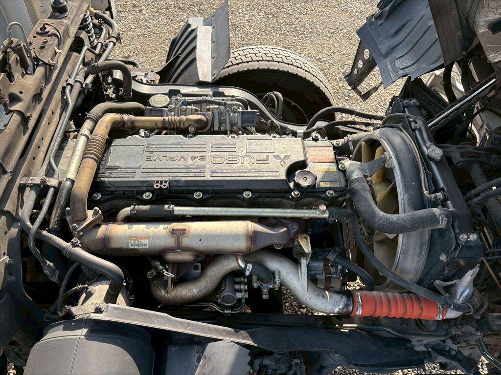 三菱ふそうファイター平ボディ増トン（6t・8t）[写真17]