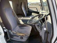 三菱ふそうファイター平ボディ増トン（6t・8t）[写真20]