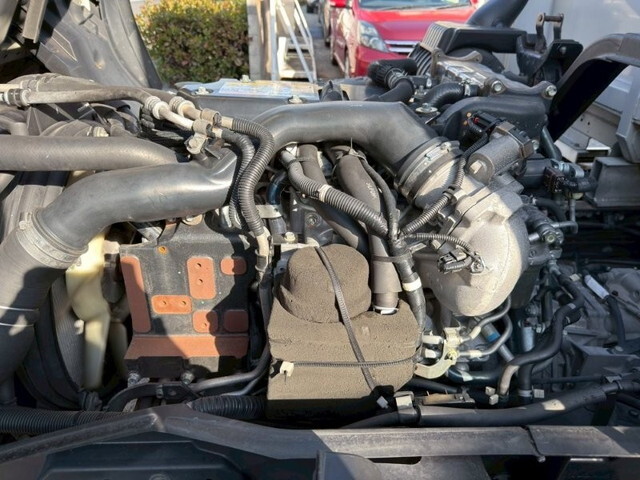 いすゞフォワードアルミウイング増トン（6t・8t）[写真18]