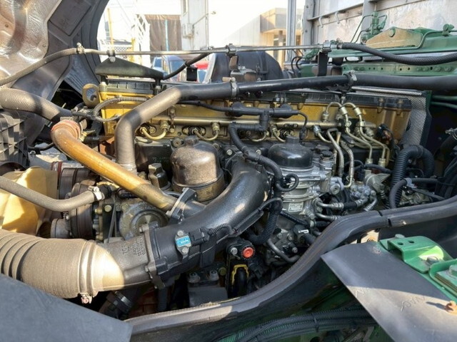 三菱ふそうスーパーグレートアルミブロック大型（10t）[写真21]