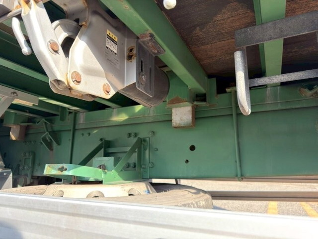 三菱ふそうスーパーグレートアルミブロック大型（10t）[写真07]