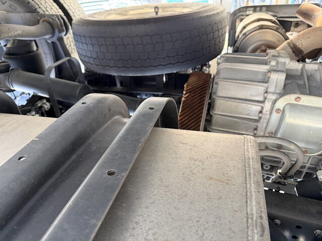 日野プロフィアトレーラーヘッド（トラクターヘッド）大型（10t）[写真14]