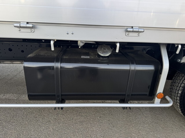 日野レンジャーアルミブロック中型（4t）[写真36]