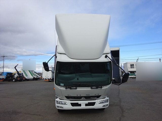 三菱ファイターアルミウイング中型（4t）[写真34]