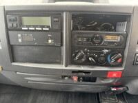 いすゞエルフ冷凍車（冷蔵車）小型（2t・3t）[写真13]