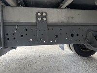 いすゞエルフ冷凍車（冷蔵車）小型（2t・3t）[写真30]