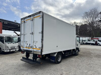 いすゞエルフ冷凍車（冷蔵車）小型（2t・3t）[写真02]