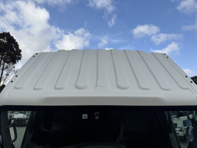 いすゞエルフ冷凍車（冷蔵車）小型（2t・3t）[写真36]