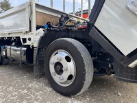 三菱ふそうキャンター平ボディ小型（2t・3t）[写真25]