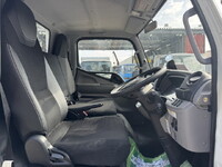 三菱ふそうキャンター平ボディ小型（2t・3t）[写真27]