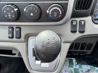 三菱ふそうキャンター平ボディ小型（2t・3t）[写真31]