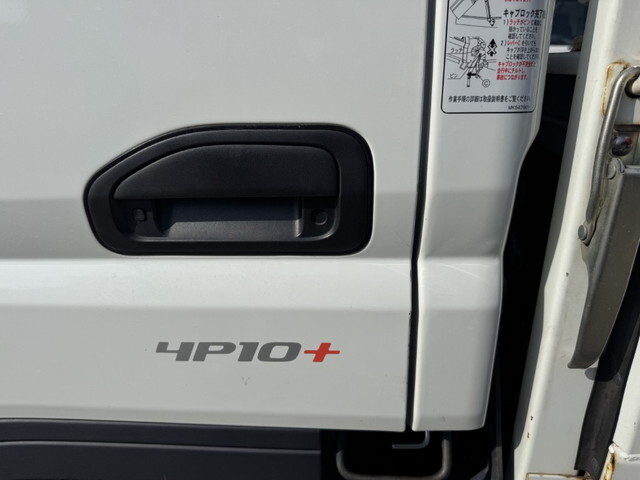 三菱ふそうキャンター平ボディ小型（2t・3t）[写真38]