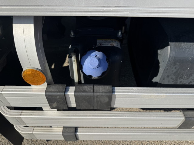 日野プロフィアアルミウイング大型（10t）[写真29]