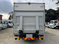 三菱ふそうキャンターアルミウイング小型（2t・3t）[写真17]