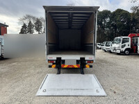 三菱ふそうキャンターアルミウイング小型（2t・3t）[写真18]